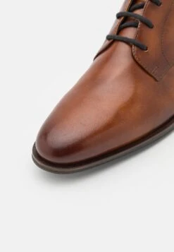 Bugatti Zavinio - Smart Lace-Ups - Cognac -Coes Style Store 3050576a80494dd7ac7db52952276f23