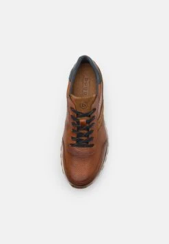 Bugatti CIRINO - Trainers - Cognac -Coes Style Store 6ff4258af0b2483186986a7532c491ab