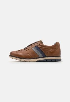 Bugatti Simone Comfort - Trainers - Cognac