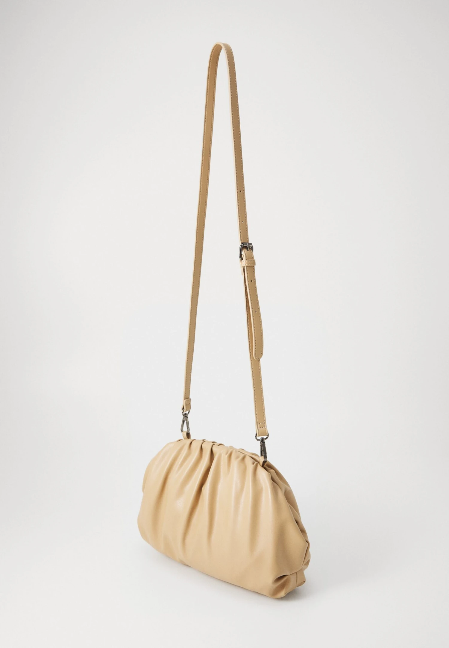 Bugatti MILA POUCH KLEIN - Cross Body Bag - Beige 2 Bugatti MILA POUCH KLEIN - Cross Body Bag - Beige - Image 2