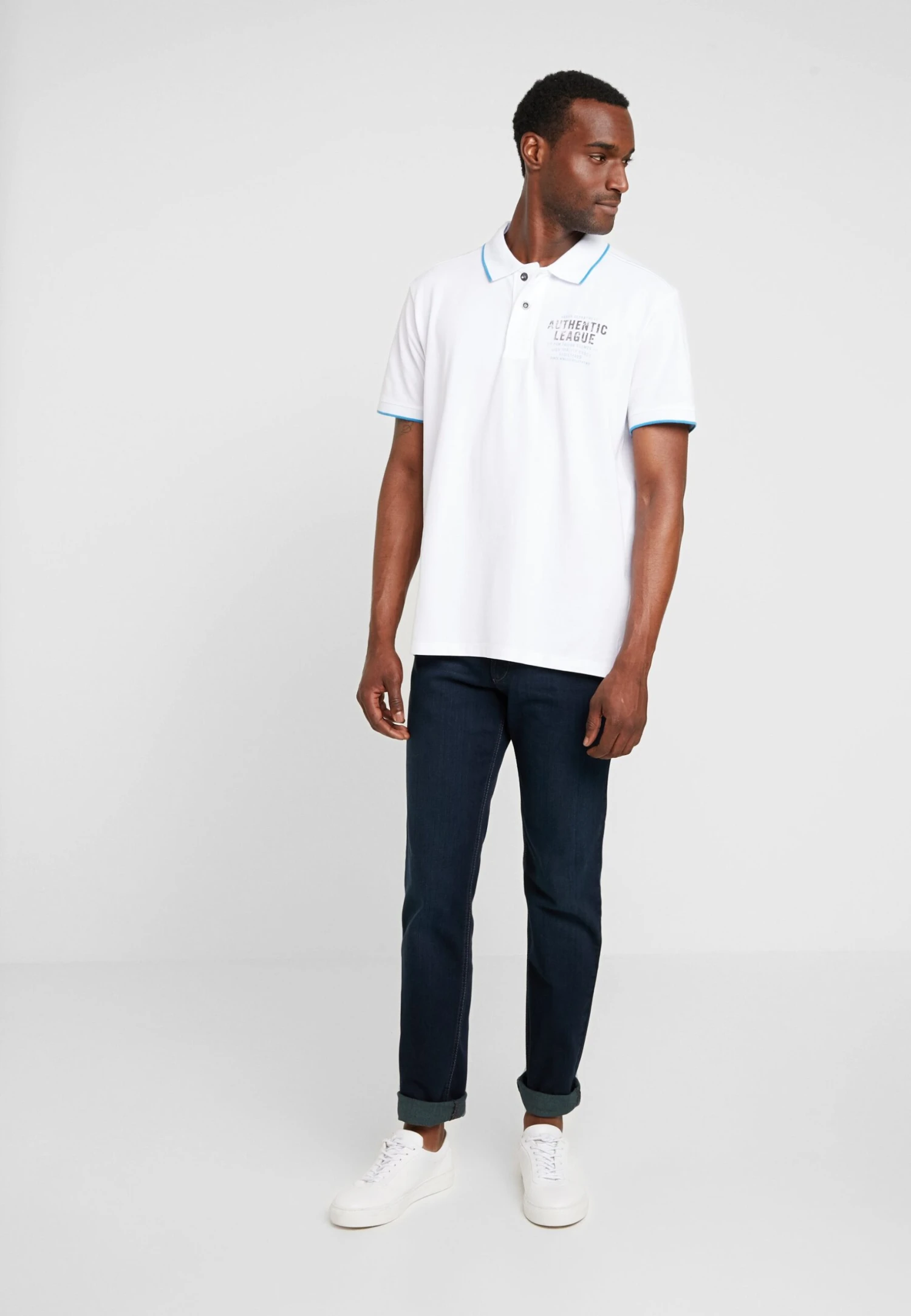 Bugatti Nevada - Straight Leg Jeans - Blue-Black 2 Bugatti Nevada - Straight Leg Jeans - Blue-Black - Image 2