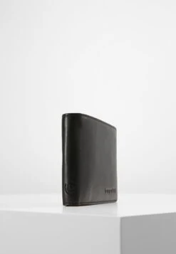 Bugatti PRIMO RFID - Wallet - Black -Coes Style Store e563987b7a854ecab7a679979c7314fe